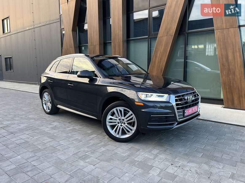 Внедорожник / Кроссовер Audi Q5 2017 в Луцке