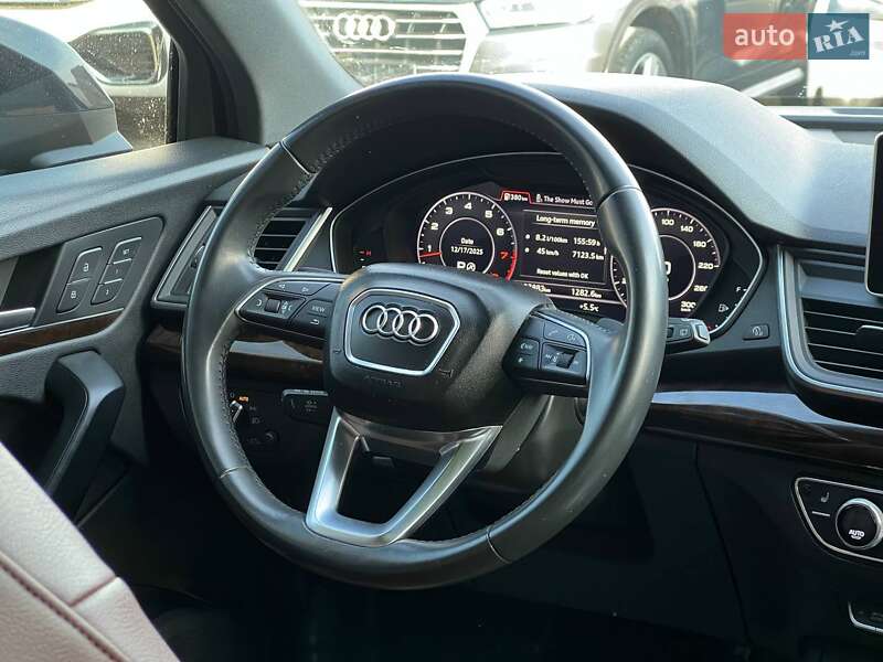 Внедорожник / Кроссовер Audi Q5 2018 в Ивано-Франковске