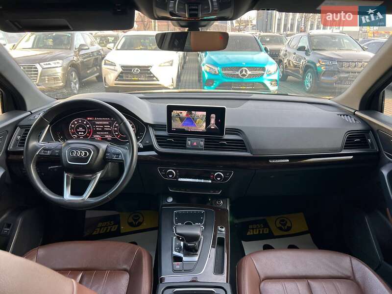 Внедорожник / Кроссовер Audi Q5 2018 в Ивано-Франковске