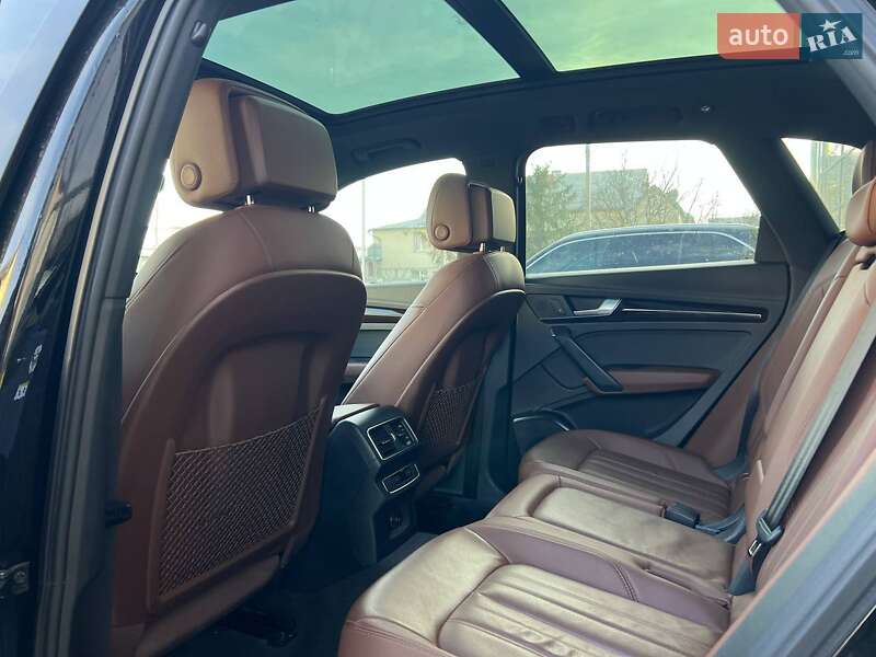 Внедорожник / Кроссовер Audi Q5 2018 в Ивано-Франковске