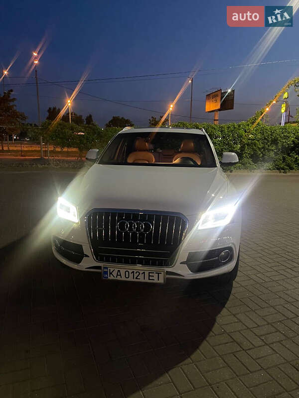 Внедорожник / Кроссовер Audi Q5 2016 в Киеве