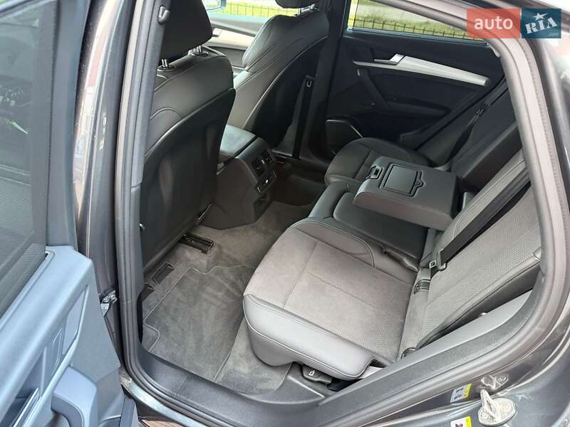 Внедорожник / Кроссовер Audi Q5 2022 в Черкассах фото 24 Внедорожник / Кроссовер Audi Q5 2022 в Черкассах