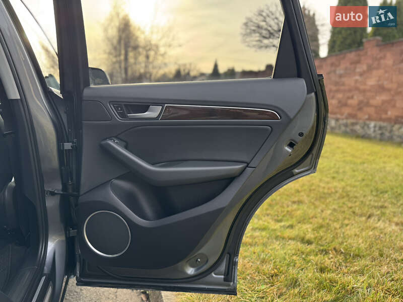 Внедорожник / Кроссовер Audi Q5 2014 в Ровно