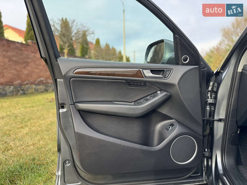 Внедорожник / Кроссовер Audi Q5 2014 в Ровно