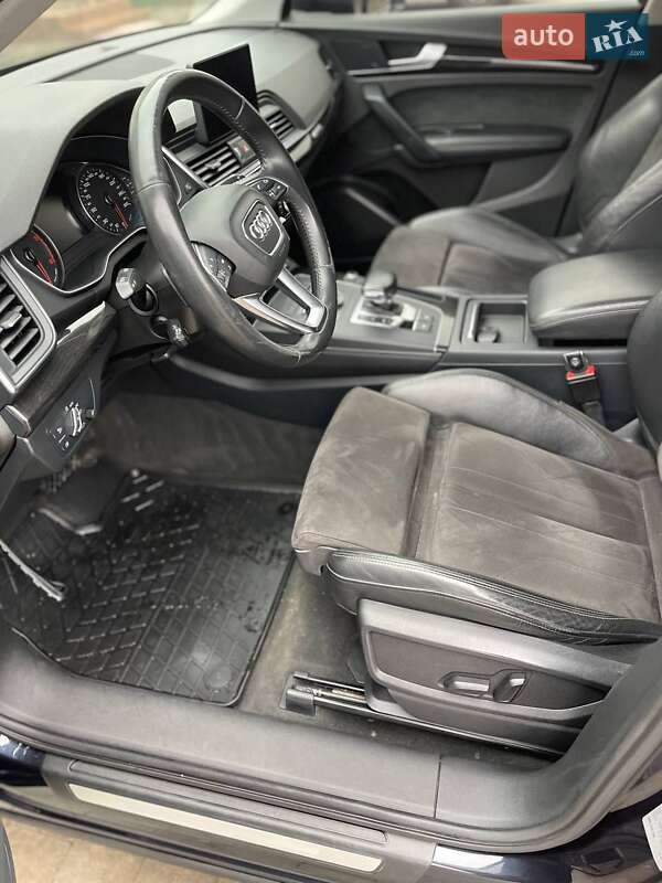 Внедорожник / Кроссовер Audi Q5 2018 в Харькове