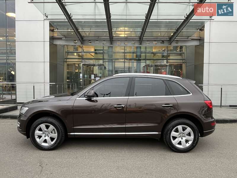 Внедорожник / Кроссовер Audi Q5 2014 в Киеве