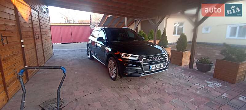 Внедорожник / Кроссовер Audi Q5 2018 в Житомире