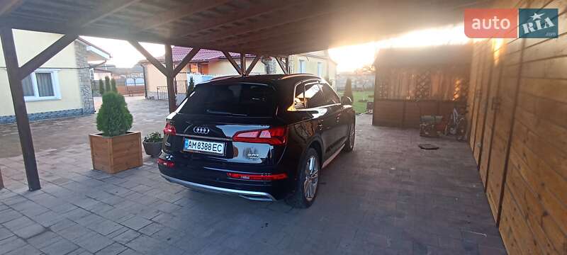 Внедорожник / Кроссовер Audi Q5 2018 в Житомире