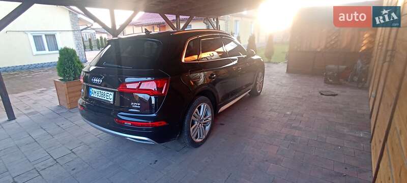 Внедорожник / Кроссовер Audi Q5 2018 в Житомире