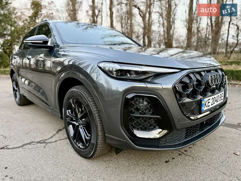 Внедорожник / Кроссовер Audi Q5 2025 в Киеве