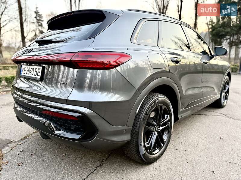 Внедорожник / Кроссовер Audi Q5 2025 в Киеве