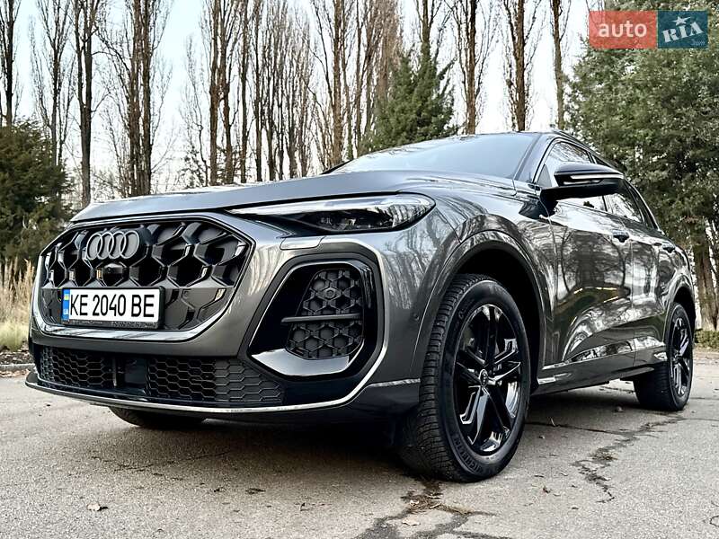 Внедорожник / Кроссовер Audi Q5 2025 в Киеве