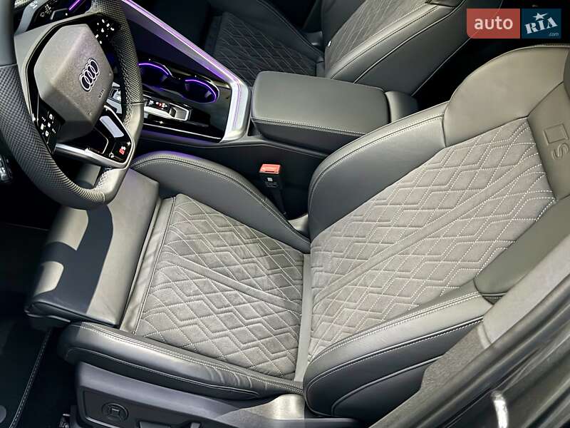 Внедорожник / Кроссовер Audi Q5 2025 в Киеве