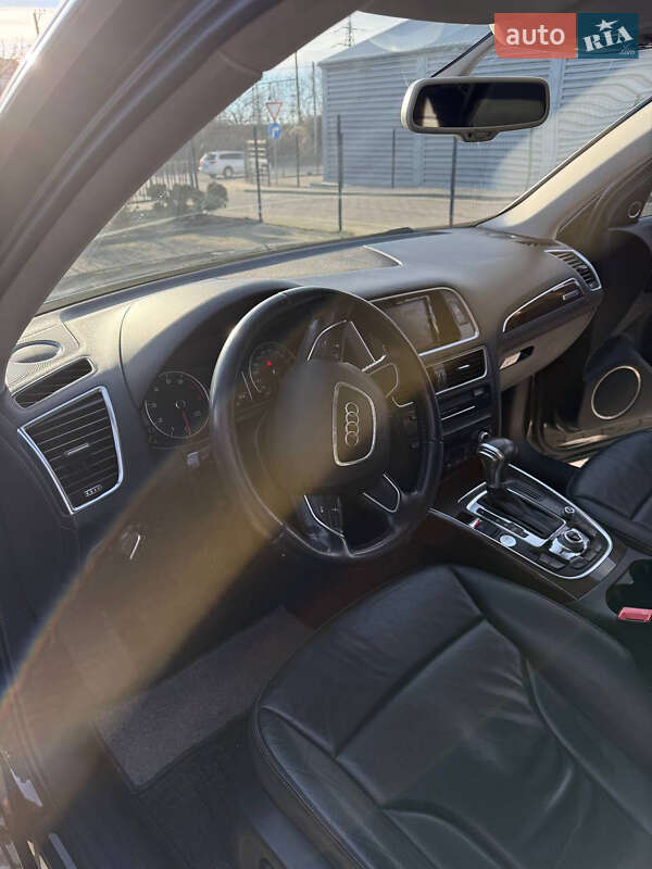 Внедорожник / Кроссовер Audi Q5 2015 в Львове
