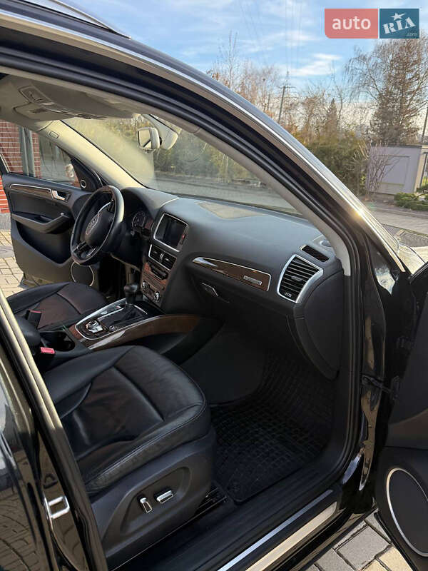 Внедорожник / Кроссовер Audi Q5 2015 в Львове