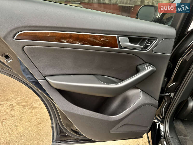 Внедорожник / Кроссовер Audi Q5 2015 в Ровно