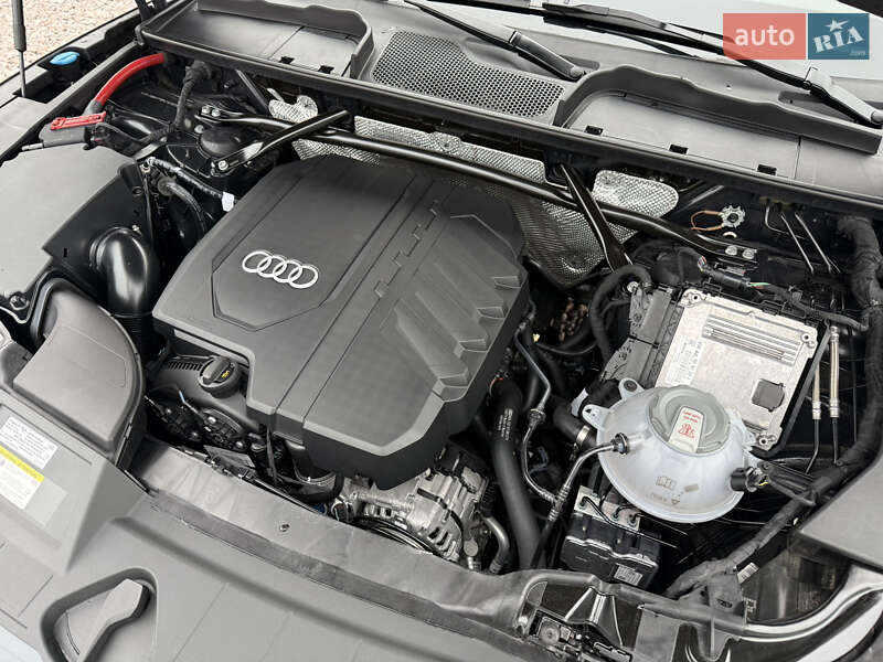 Внедорожник / Кроссовер Audi Q5 2023 в Киеве