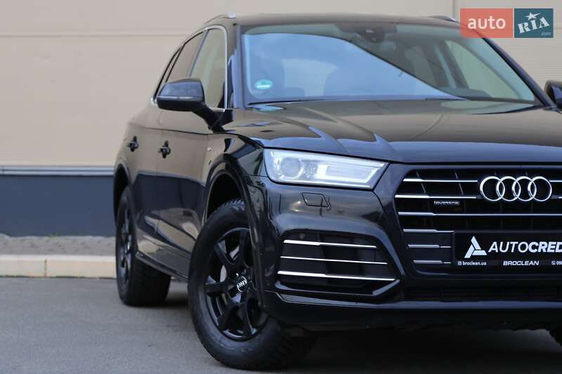 Внедорожник / Кроссовер Audi Q5 2020 в Киеве