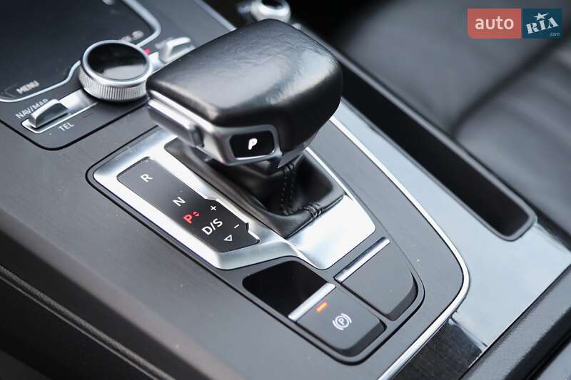 Внедорожник / Кроссовер Audi Q5 2020 в Киеве