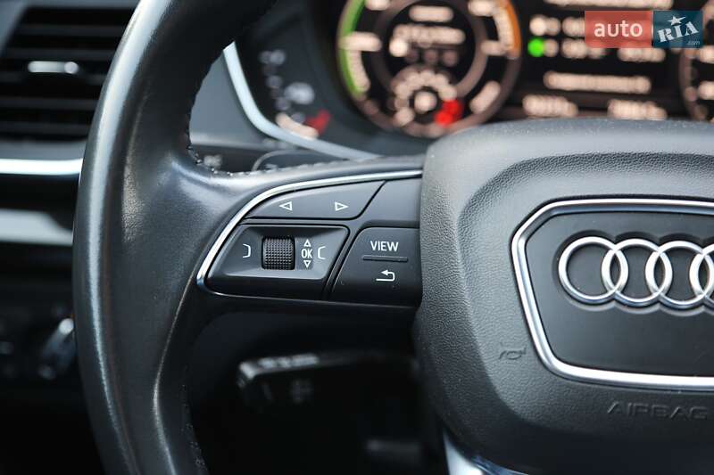 Внедорожник / Кроссовер Audi Q5 2020 в Киеве