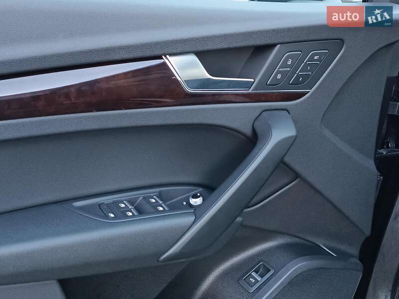 Внедорожник / Кроссовер Audi Q5 2018 в Львове