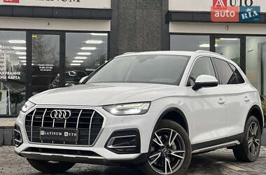 Внедорожник / Кроссовер Audi Q5 2023 в Ужгороде
