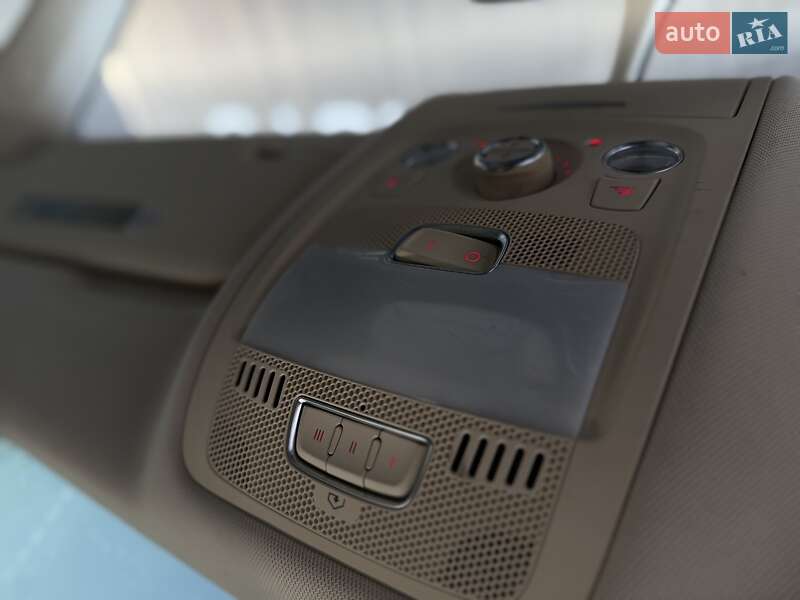 Внедорожник / Кроссовер Audi Q5 2015 в Львове