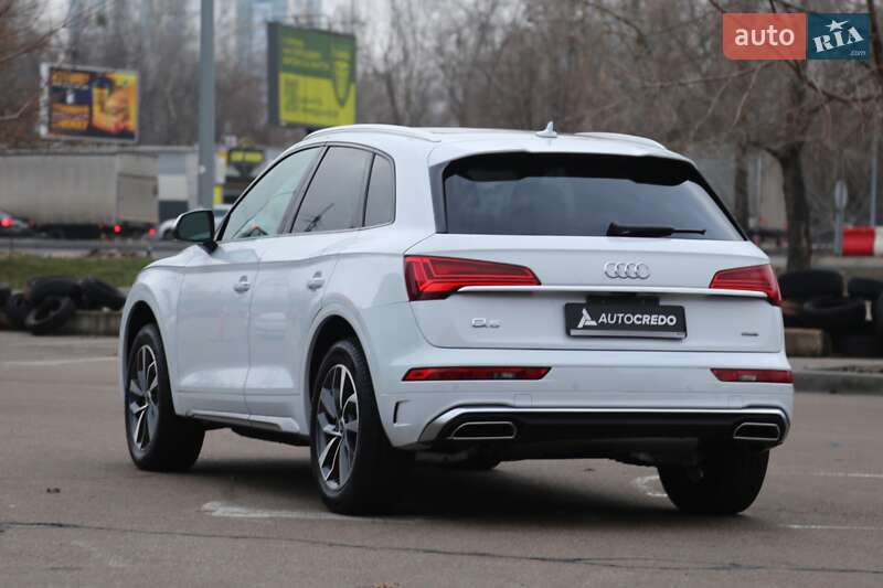Внедорожник / Кроссовер Audi Q5 2023 в Киеве