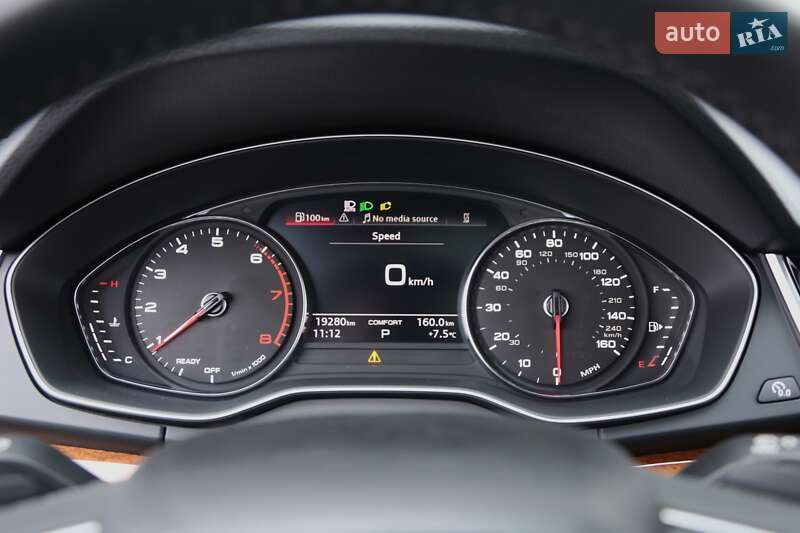 Внедорожник / Кроссовер Audi Q5 2023 в Киеве