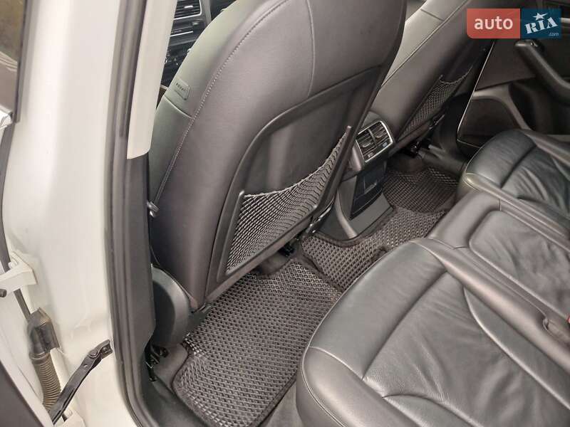 Внедорожник / Кроссовер Audi Q5 2014 в Киеве