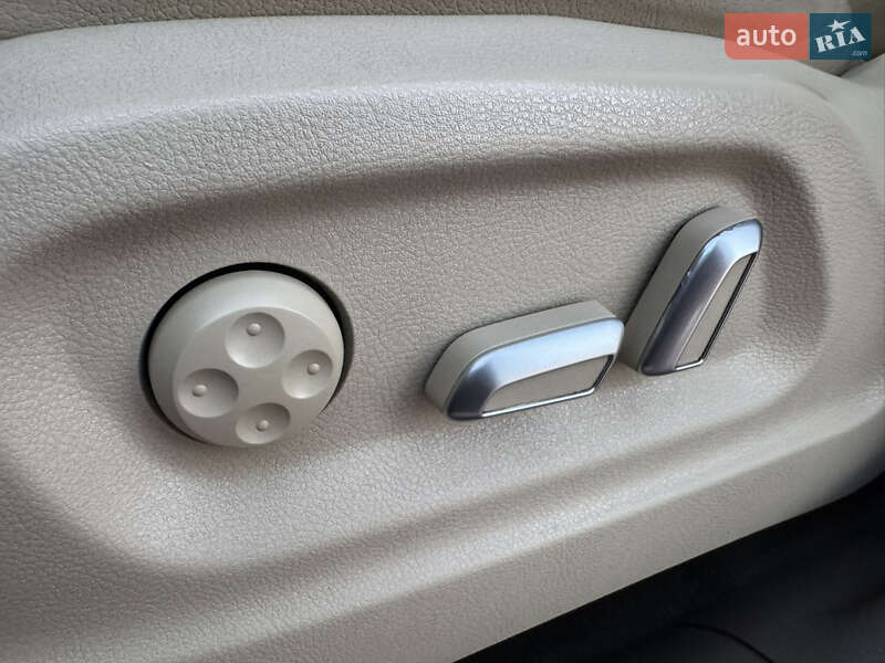 Внедорожник / Кроссовер Audi Q5 2014 в Стрые