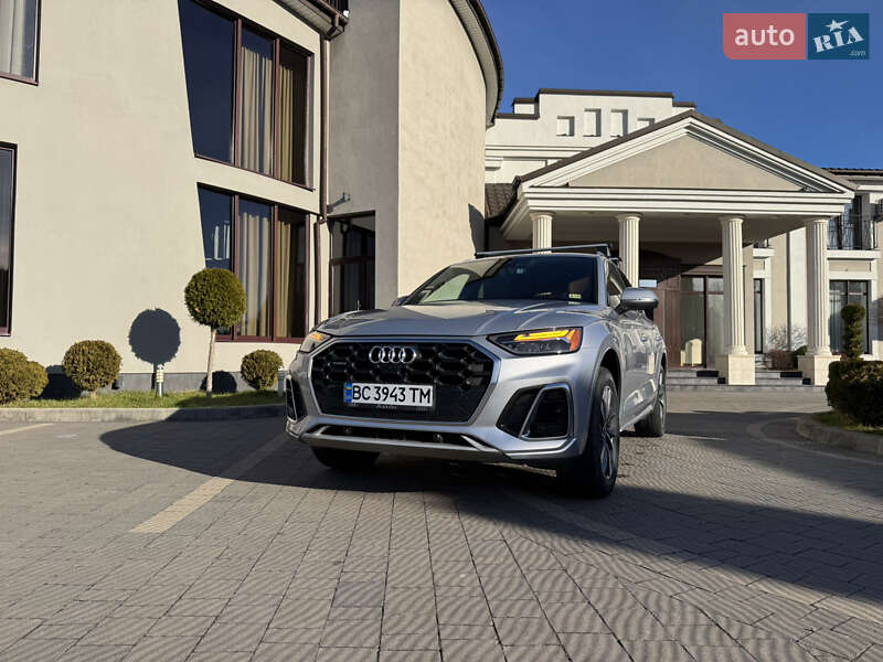 Внедорожник / Кроссовер Audi Q5 2022 в Львове