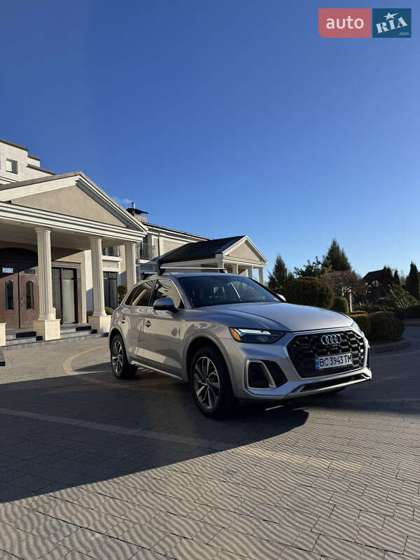 Внедорожник / Кроссовер Audi Q5 2022 в Львове