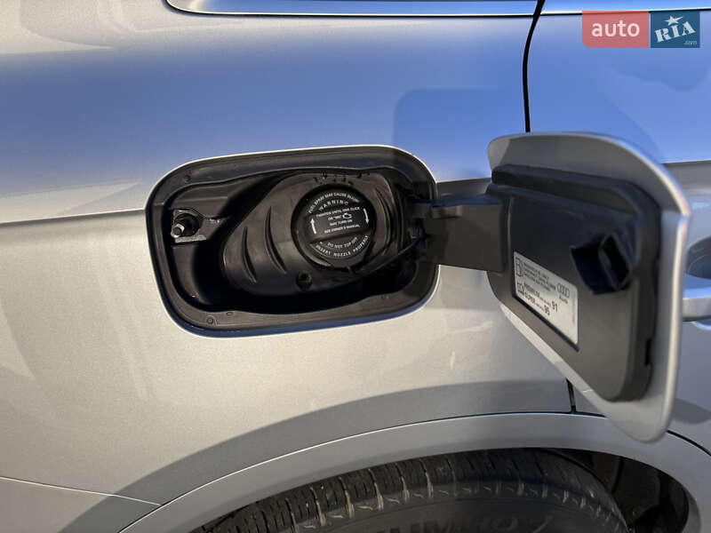 Внедорожник / Кроссовер Audi Q5 2022 в Львове