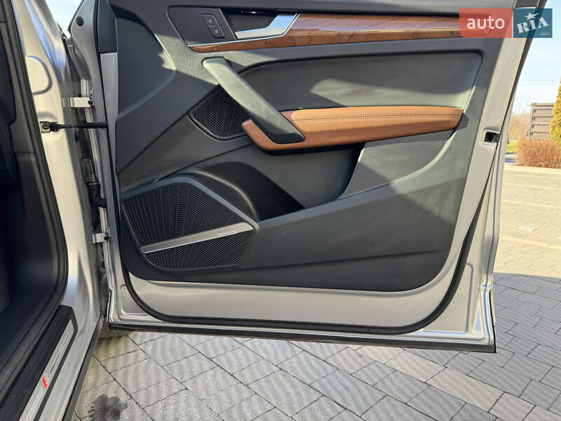 Внедорожник / Кроссовер Audi Q5 2022 в Львове