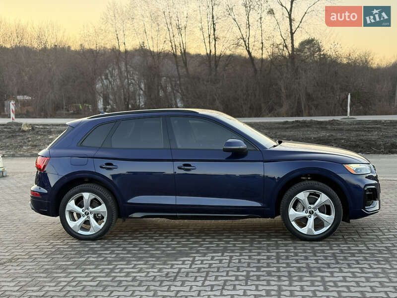 Внедорожник / Кроссовер Audi Q5 2021 в Львове