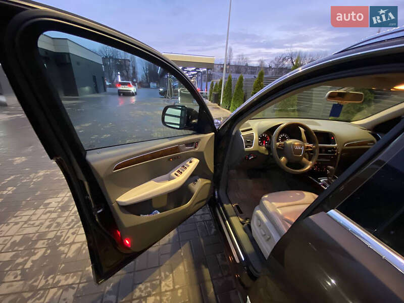 Внедорожник / Кроссовер Audi Q5 2012 в Черкассах