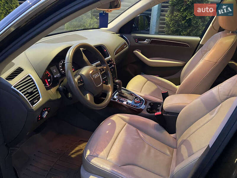 Внедорожник / Кроссовер Audi Q5 2012 в Черкассах