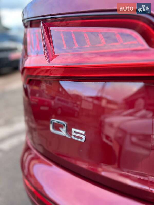 Внедорожник / Кроссовер Audi Q5 2019 в Чернигове