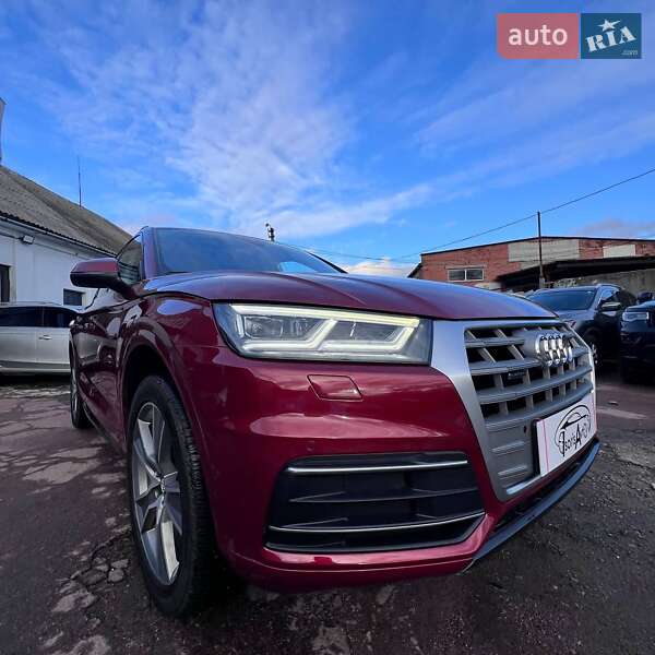 Внедорожник / Кроссовер Audi Q5 2019 в Чернигове