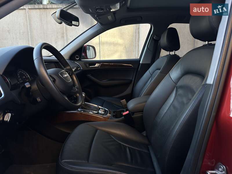 Внедорожник / Кроссовер Audi Q5 2014 в Львове