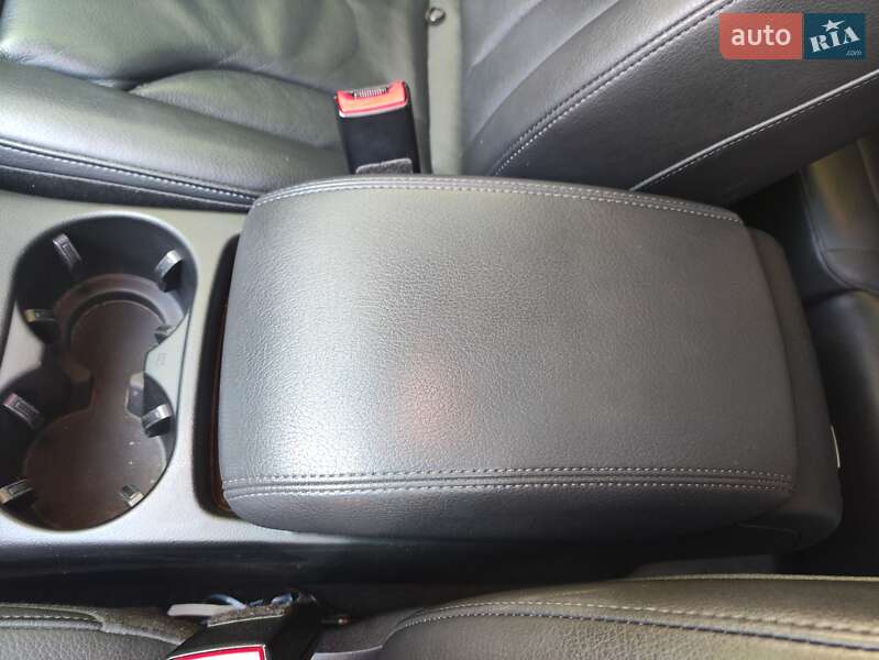 Внедорожник / Кроссовер Audi Q5 2015 в Ужгороде