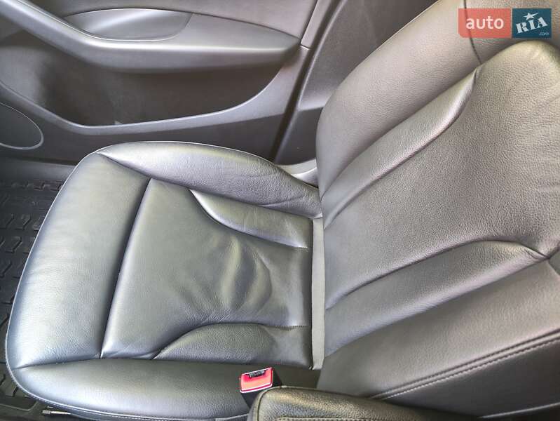 Внедорожник / Кроссовер Audi Q5 2015 в Ужгороде