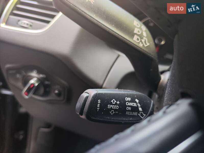 Внедорожник / Кроссовер Audi Q5 2015 в Ужгороде