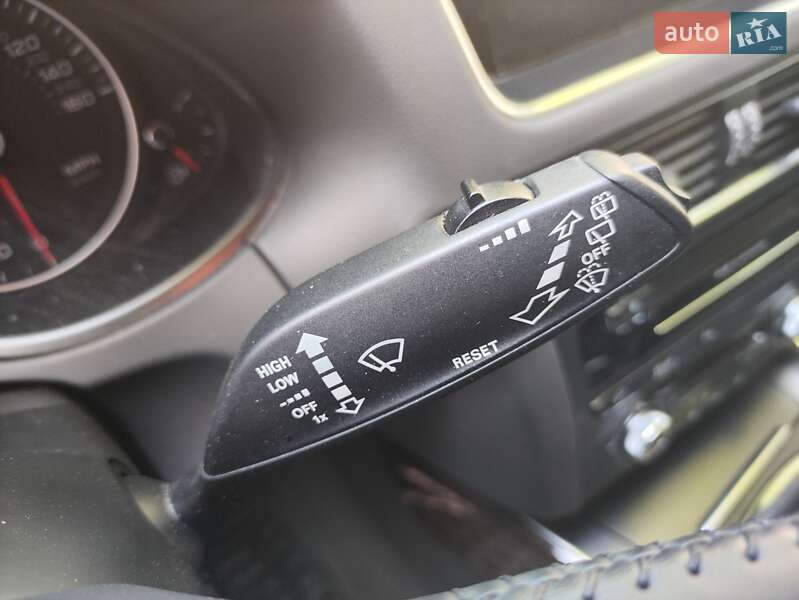 Внедорожник / Кроссовер Audi Q5 2015 в Ужгороде