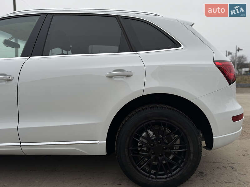 Внедорожник / Кроссовер Audi Q5 2016 в Умани