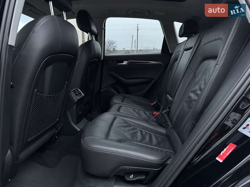 Внедорожник / Кроссовер Audi Q5 2015 в Умани