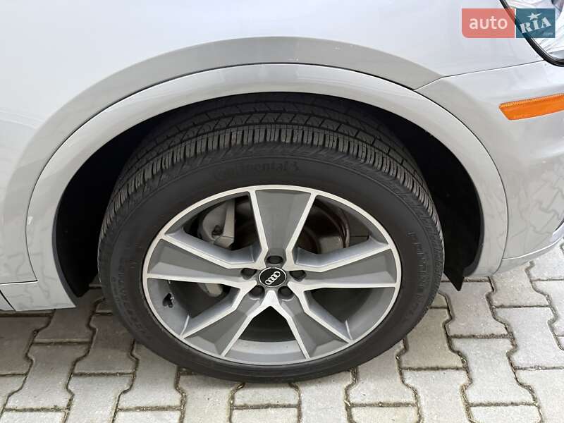 Внедорожник / Кроссовер Audi Q5 2018 в Дрогобыче