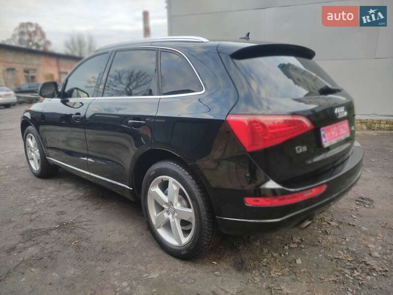 Внедорожник / Кроссовер Audi Q5 2012 в Дубно