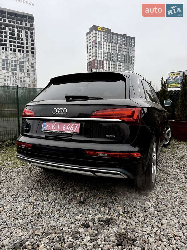 Внедорожник / Кроссовер Audi Q5 2020 в Киеве